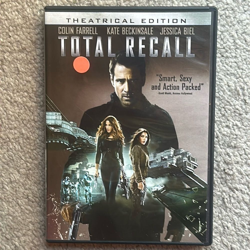 “Total Recall” DVD - Picture 2 of 6